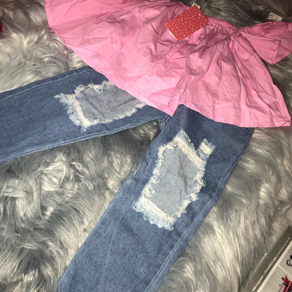 ❣️❌💓 Pink outfit with Jeans💓❌👚Ruffled pink top